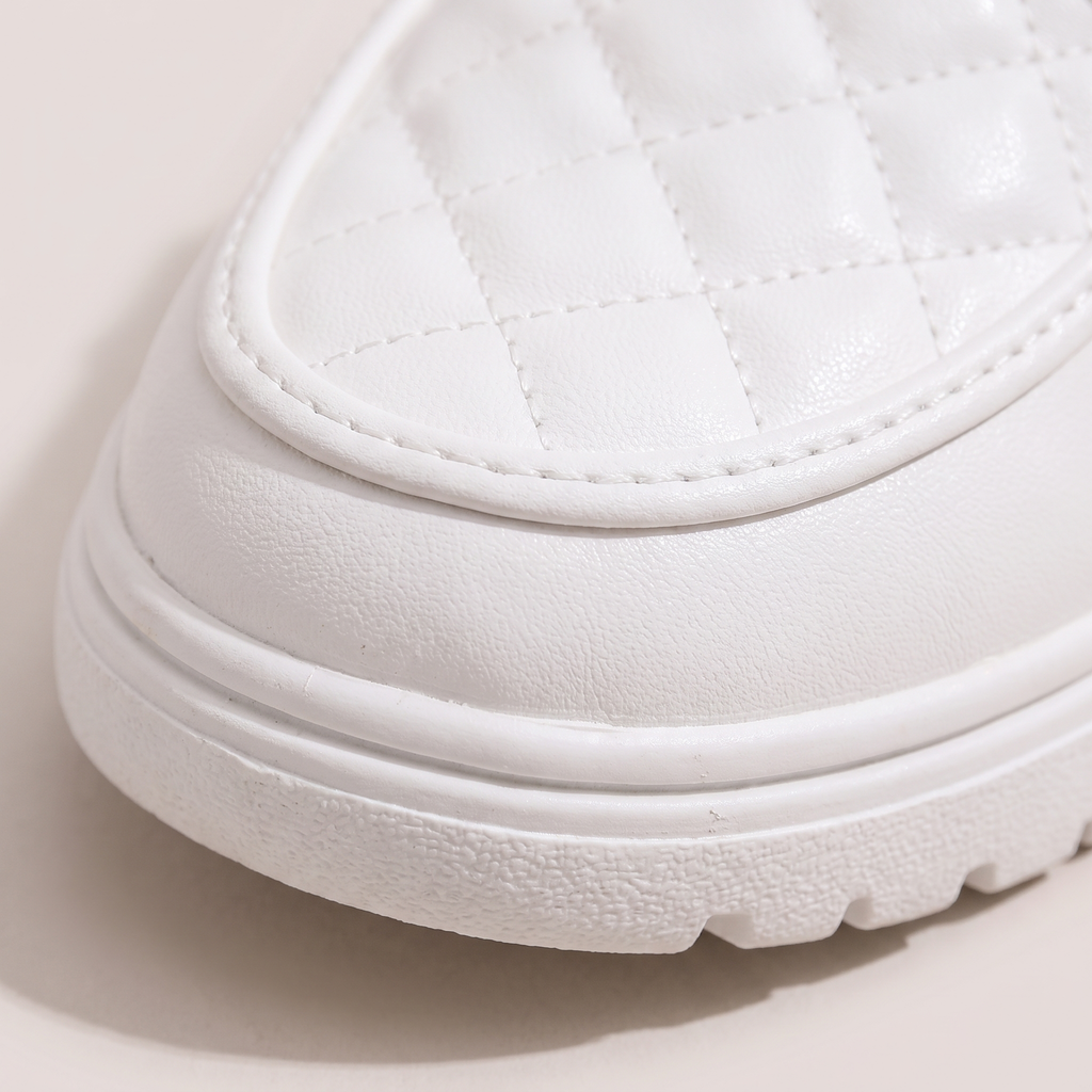 LOUISA SOFT-SOLE WALKING SHOES