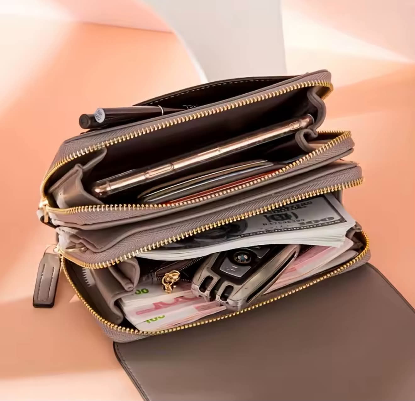 Elegant Women’s Crossbody Wallet