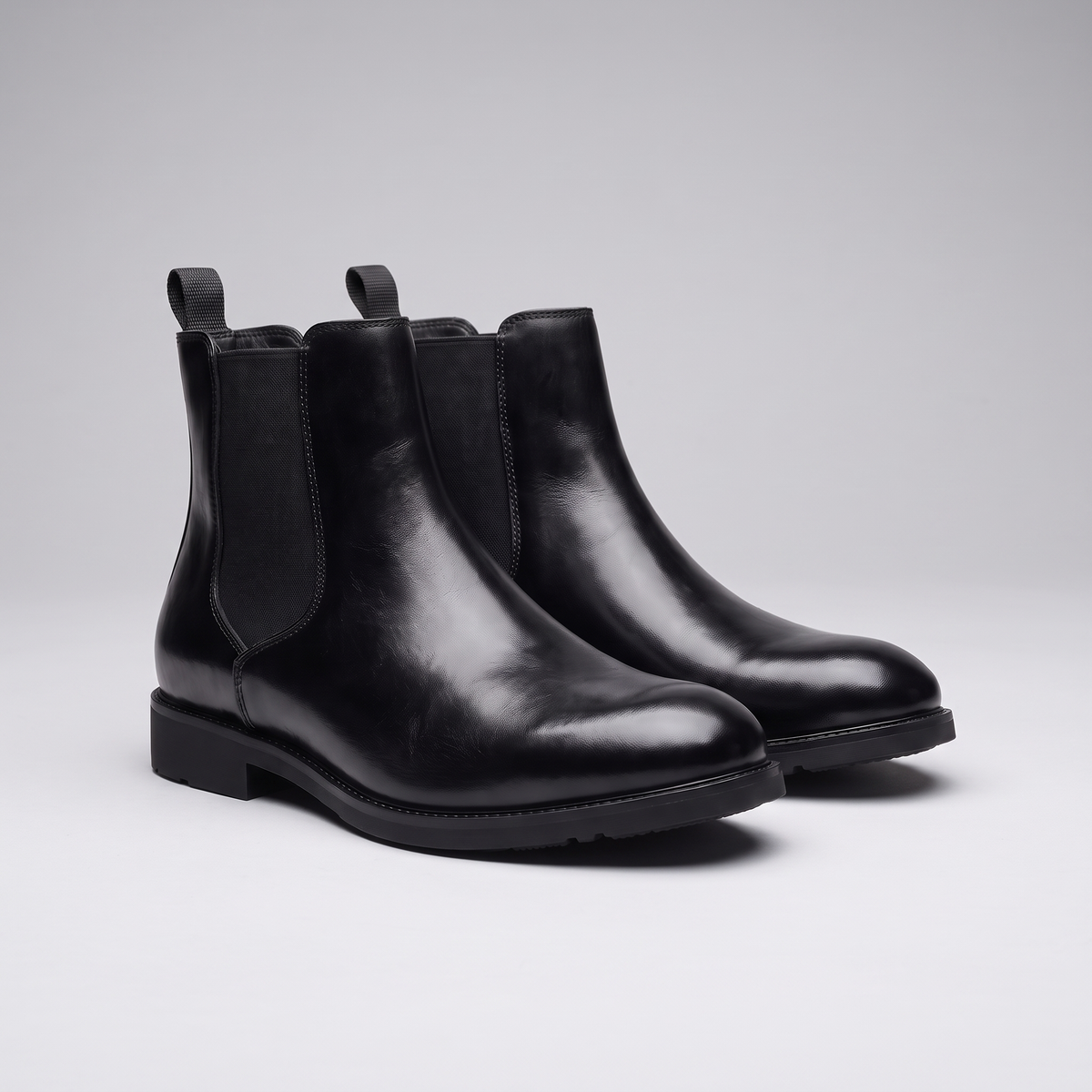 POLISHED LEATHER CHELSEA BOOTS