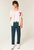 Pantalón chino de corte suelto recto