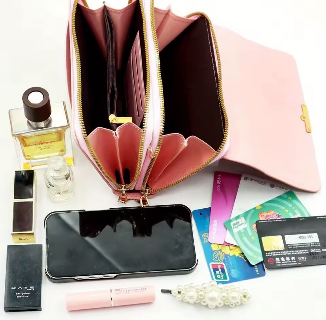 Elegant Women’s Crossbody Wallet