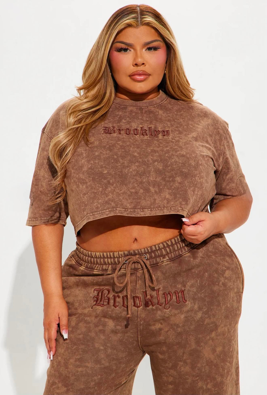 Conjunto Oversize Lavado Vintage para Mujer – Camiseta Crop y Jogger Casual