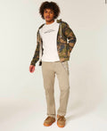 Pantalones chinos rectos ceñidos