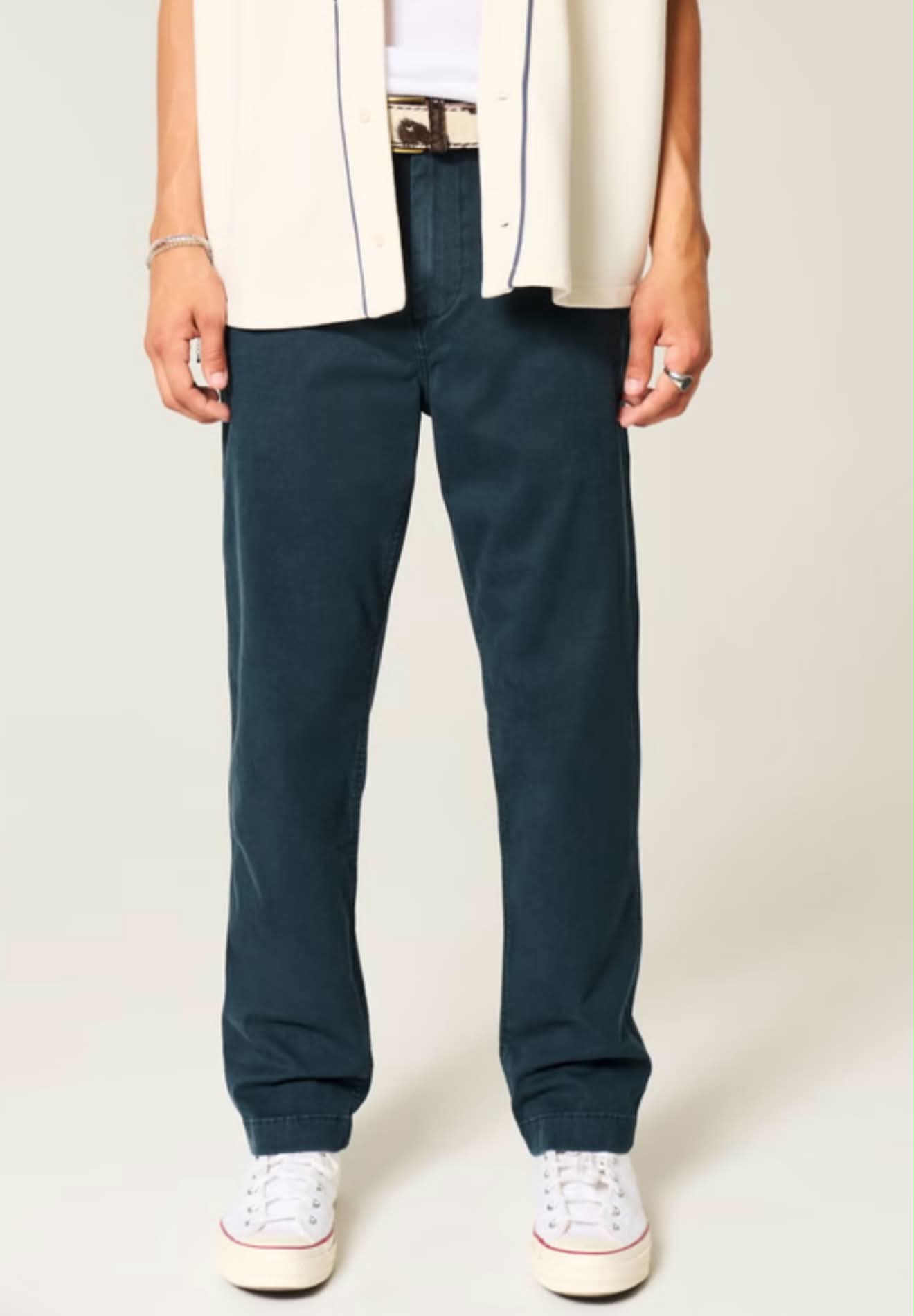 Pantalón chino de corte suelto recto